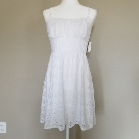 white lace sun dresses